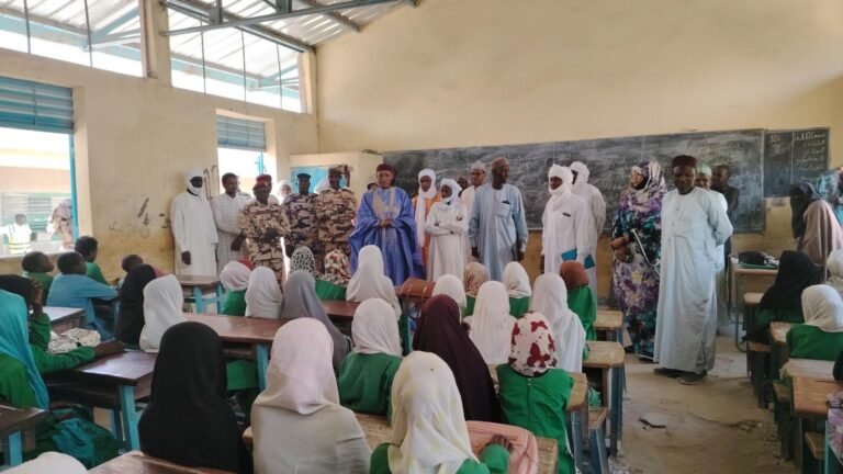 b8b84032-1d39-48ab-975a-268fb300a88a